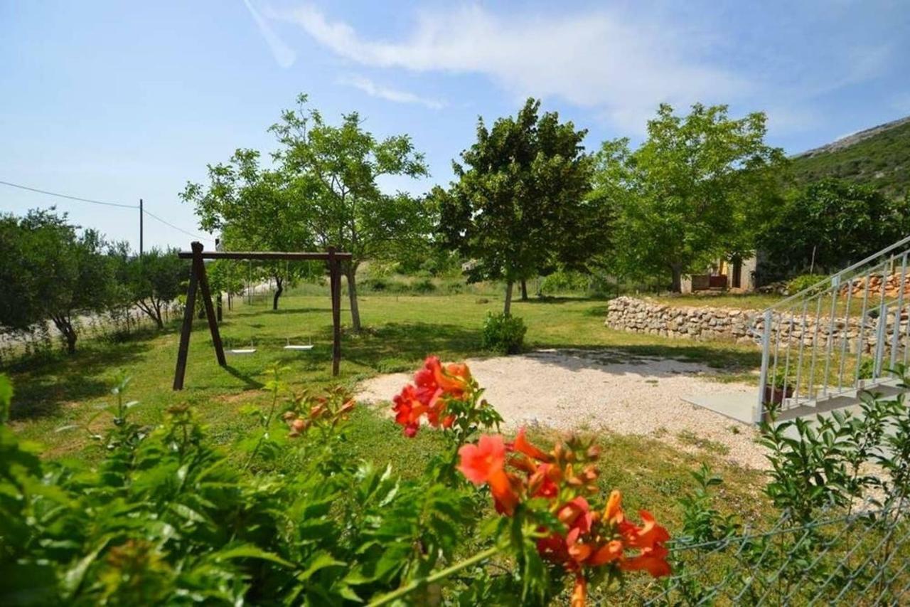 Kuca Za Odmor Lucija Lägenhet Vrana  Exteriör bild